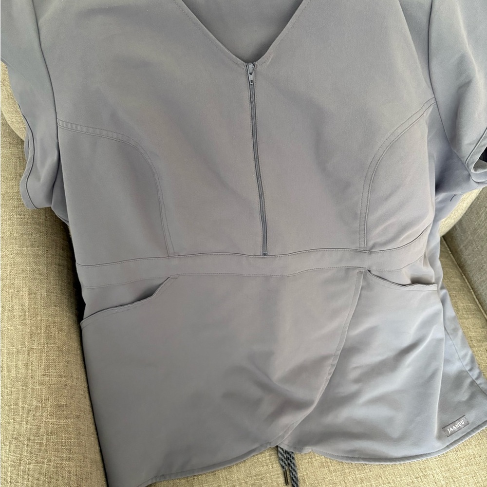 Jaanuu Heather Gray Top